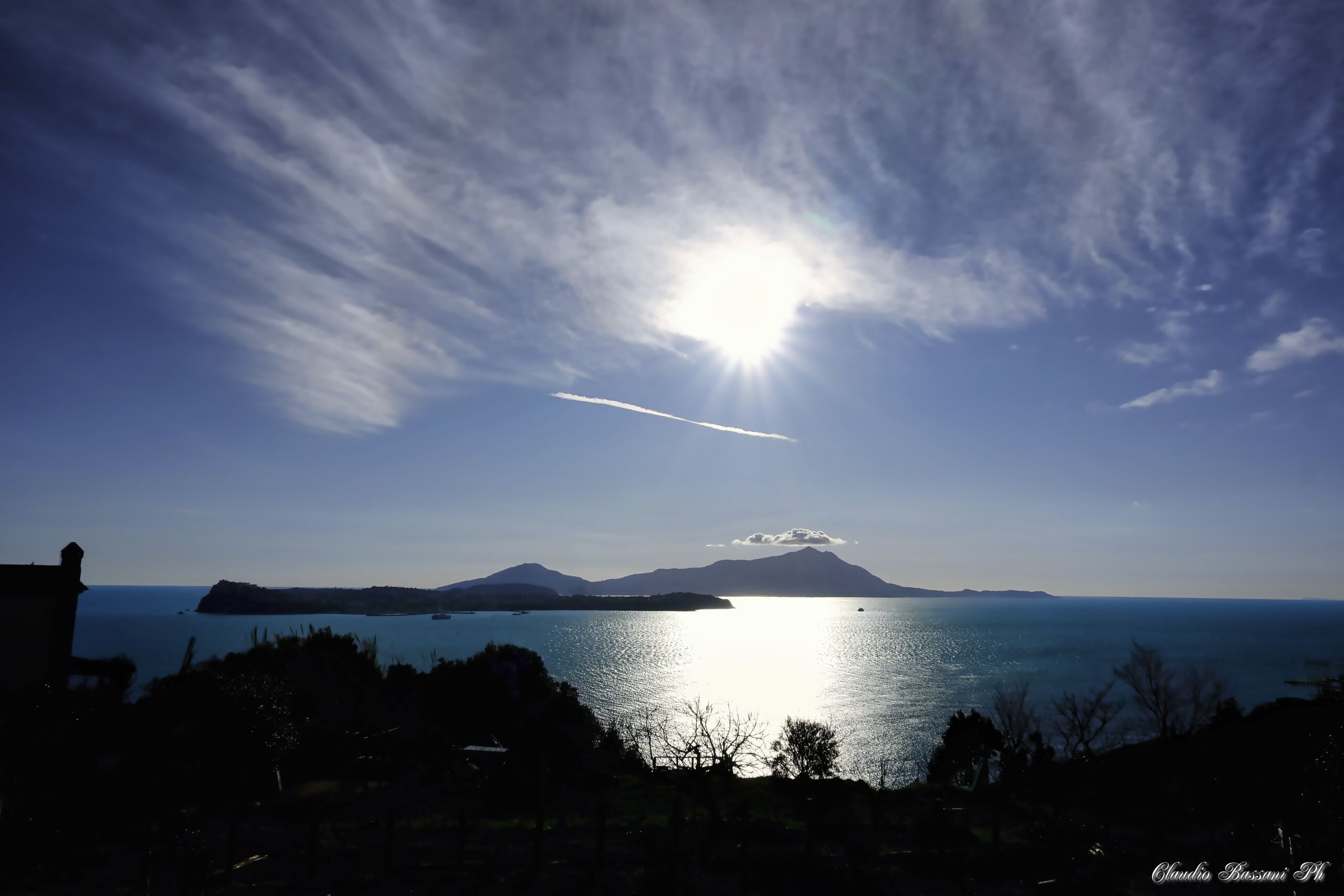 Procida e Ischia dai Campi Fregrei